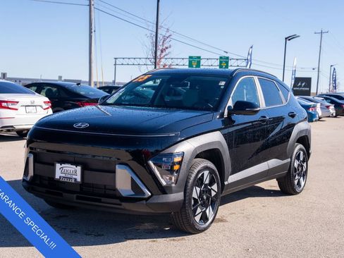 Certified 2025 Hyundai Kona SEL image 3