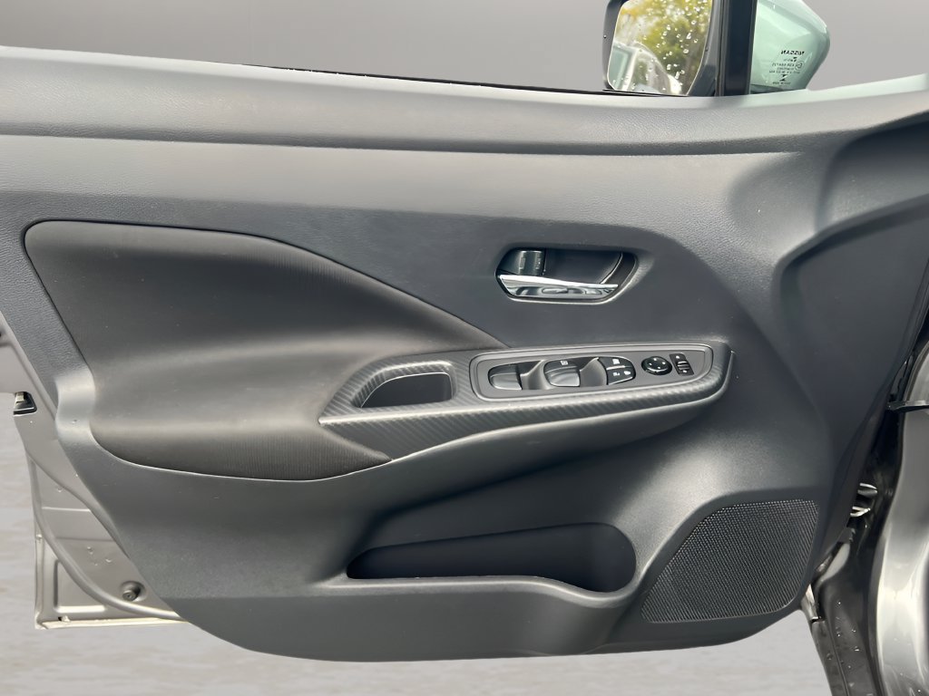 Used 2021 Nissan Versa SV FWD image 24