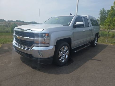 Used 2016 Chevrolet Silverado 1500 LT w/ All Star Edition AWD/4WD image 2