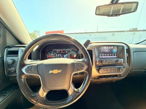 Used 2018 Chevrolet Silverado 1500 LT w/ Trailering Package AWD/4WD image 16