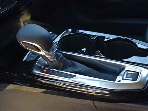 New 2026 Chevrolet Trax LT w/ LPO, Blackout Package image 23