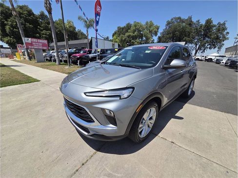 Used 2025 Buick Encore GX Preferred FWD image 1