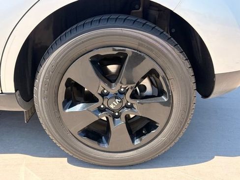 Used 2019 Kia Soul FWD image 5