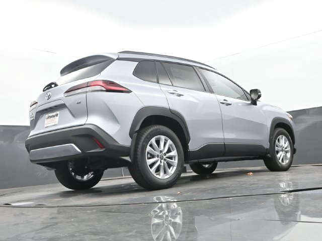 New 2026 Toyota Corolla Cross LE FWD image 24