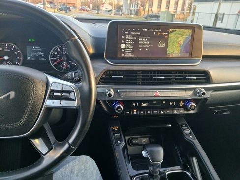 Used 2022 Kia Telluride EX w/ EX Premium Package image 29