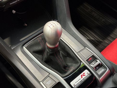 Used 2021 Honda Civic Type R image 22