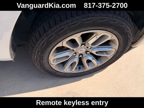 Used 2021 RAM 1500 Laramie w/ Laramie Southwest Edition RWD image 11