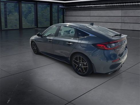 Used 2023 Honda Civic Sport Touring image 6