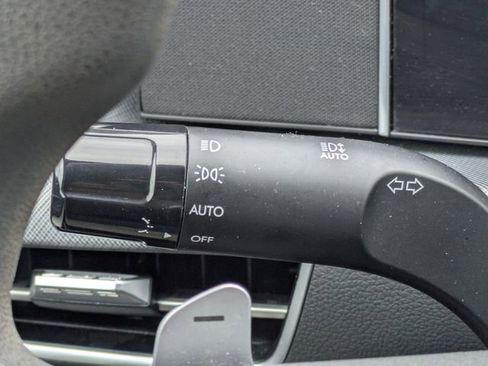 Used 2024 Hyundai Sonata SEL FWD image 31
