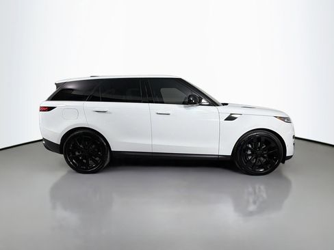 New 2026 Land Rover Range Rover Sport SE image 4