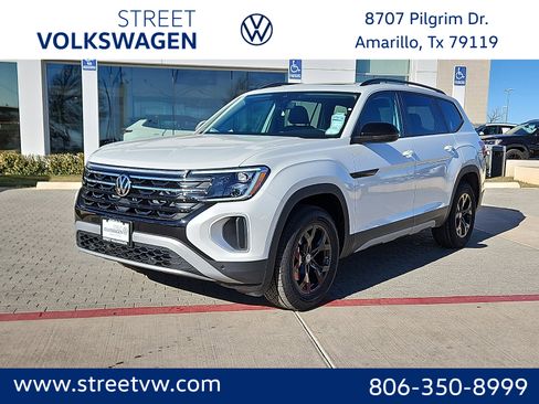 New 2026 Volkswagen Atlas Peak Edition AWD/4WD image 1