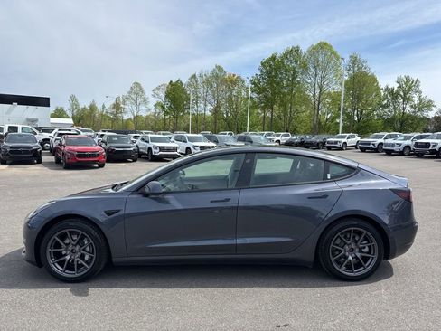 Used 2022 Tesla Model 3 Long Range image 2