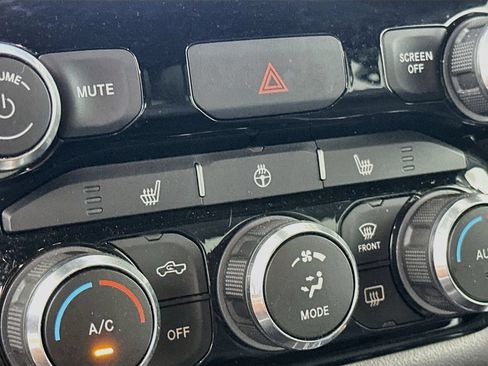 Used 2022 RAM 1500 Big Horn AWD/4WD image 27