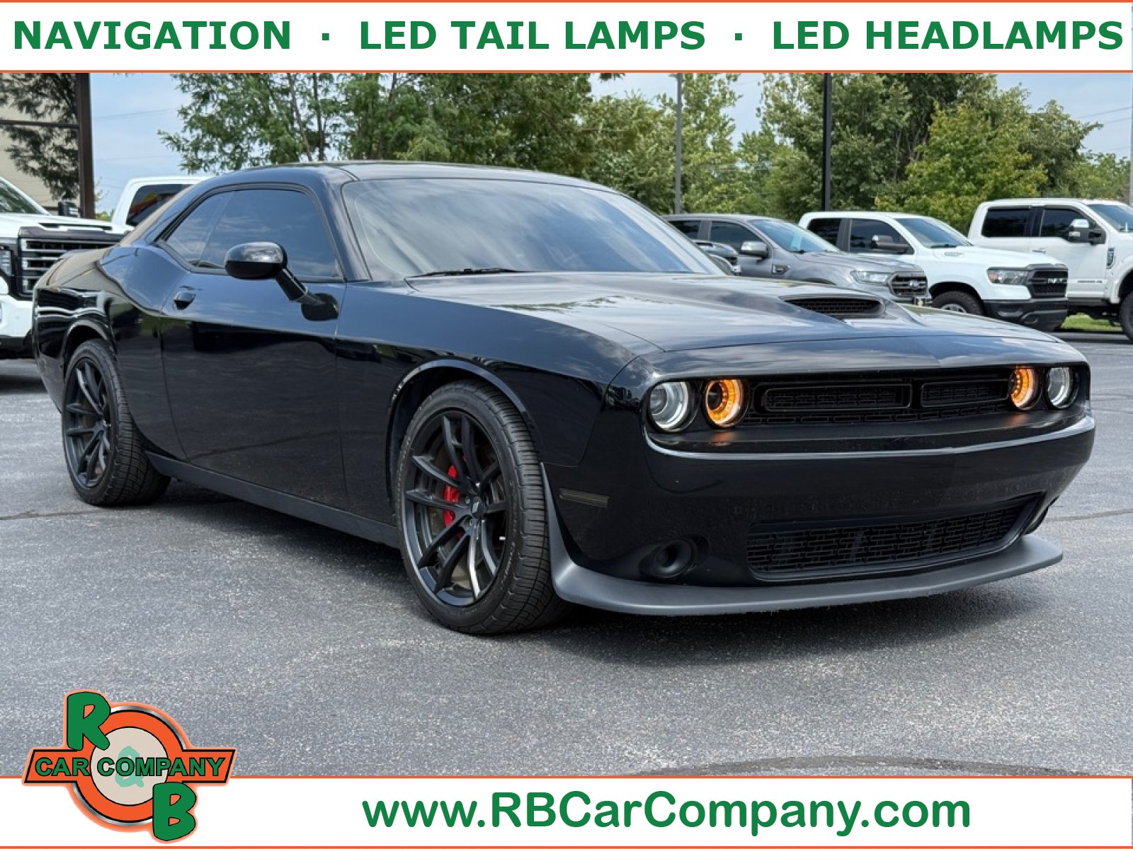 Used 2023 Dodge Challenger R/T RWD image 1