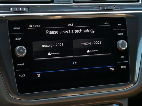 Certified 2024 Volkswagen Tiguan SE AWD/4WD image 22
