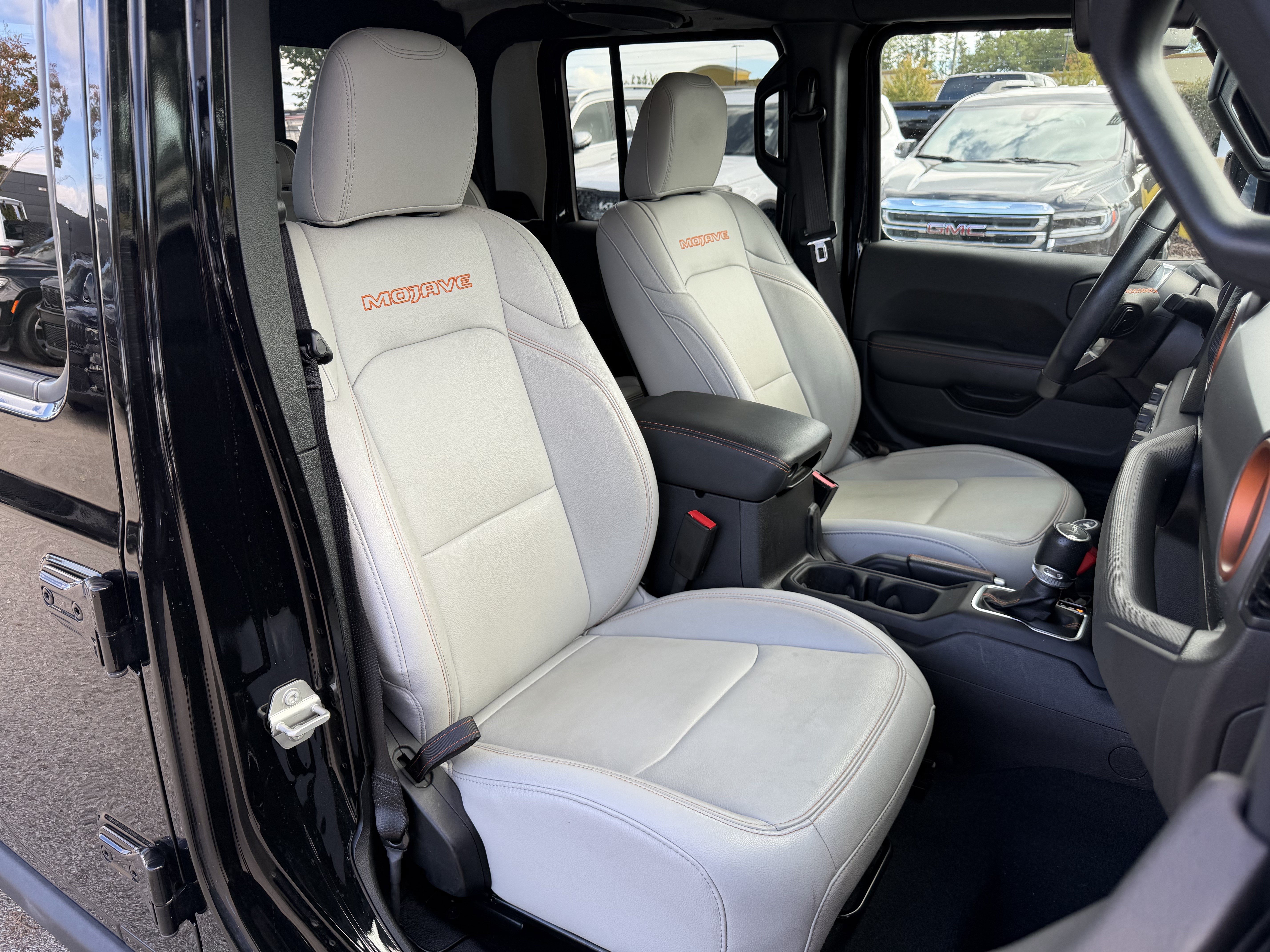 Used 2023 Jeep Gladiator Mojave w/ Cold Weather Group AWD/4WD image 35
