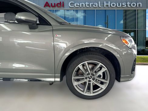 Used 2025 Audi Q3 2.0T Premium w/ Convenience Package image 12