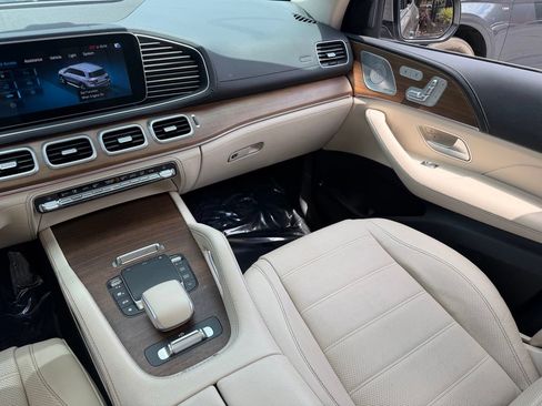 Used 2022 Mercedes-Benz GLS 450 4MATIC image 43