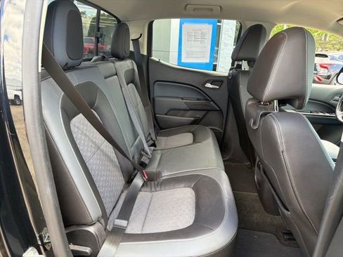 Used 2015 Chevrolet Colorado Z71 AWD/4WD image 30