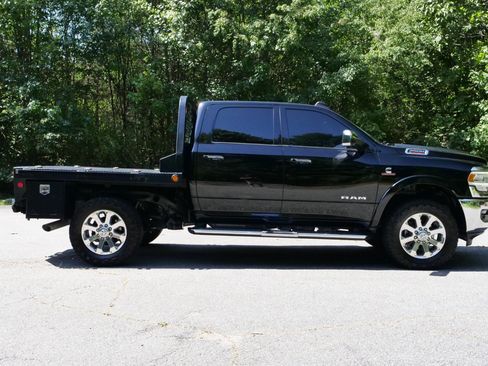 Used 2022 RAM 2500 Laramie AWD/4WD image 40