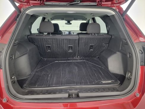 Used 2021 Chevrolet Equinox LT FWD image 31
