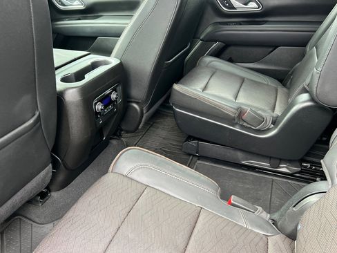 Used 2022 Chevrolet Tahoe High Country image 12