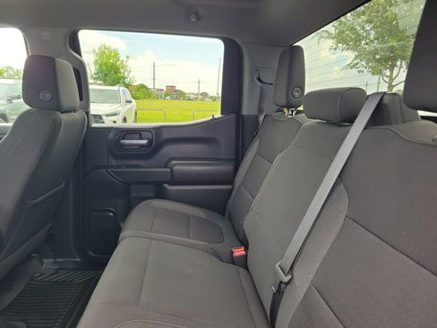 Used 2022 Chevrolet Silverado 1500 LT AWD/4WD image 12
