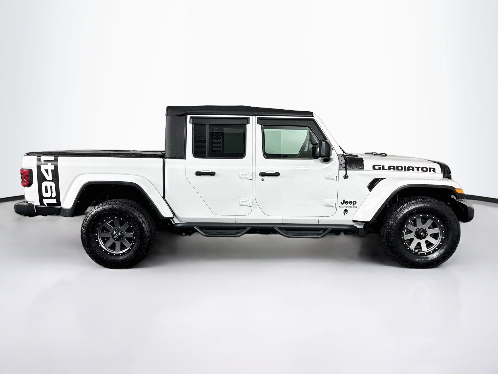 Used 2022 Jeep Gladiator Sport AWD/4WD image 16