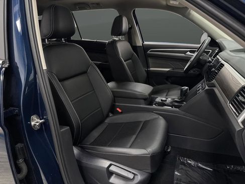 Used 2023 Volkswagen Atlas SE w/ Panoramic Sunroof Package image 29