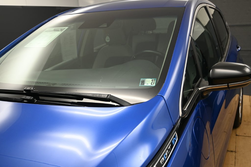 Used 2021 Chevrolet Bolt LT FWD image 6