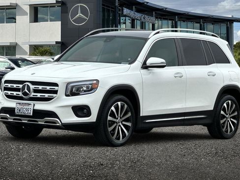 Certified 2021 Mercedes-Benz GLB 250 4MATIC image 8