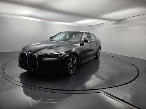 Used 2023 BMW 430i Gran Coupe w/ Premium Package image 5