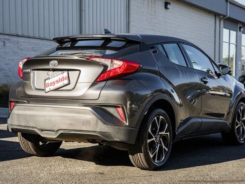 Used 2018 Toyota C-HR XLE image 38