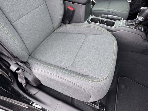 New 2026 Jeep Gladiator Sport image 19