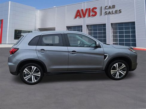 Used 2025 Mitsubishi Outlander Sport SE image 7