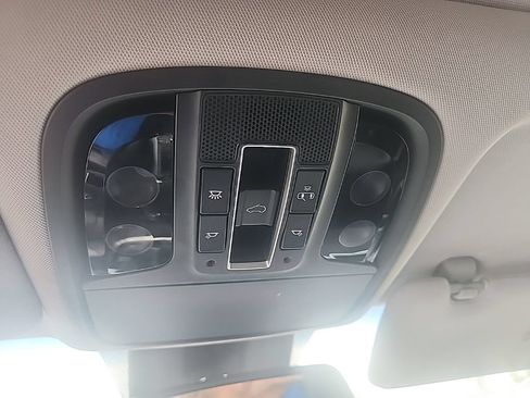 Used 2017 Kia Sorento EX w/ EX Advanced Touring Package FWD image 25