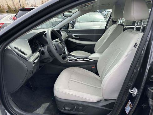 Used 2023 Hyundai Sonata SEL FWD image 12