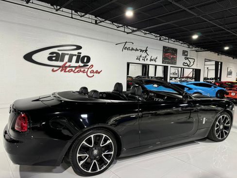 Used 2017 Rolls-Royce Dawn image 6