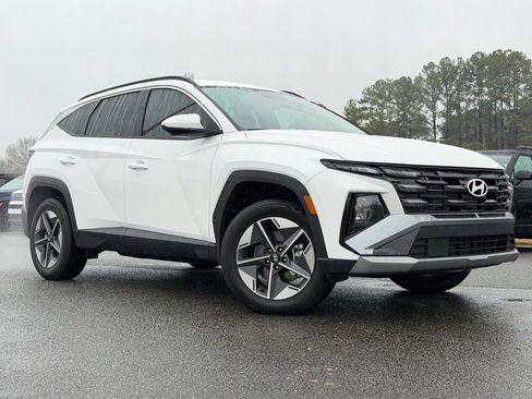 Certified 2025 Hyundai Tucson SEL image 2