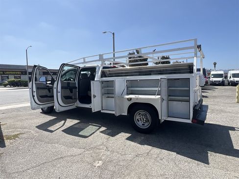 Used 2022 Ford F250 XL w/ Power Equipment Group RWD image 7