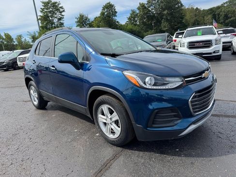 Used 2019 Chevrolet Trax LT w/ Driver Confidence Package FWD image 7