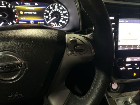 Used 2018 Nissan Murano SV w/ Cargo Package image 27