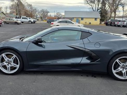Used 2020 Chevrolet Corvette Stingray w/ 3LT Preferred Equipment Group image 4