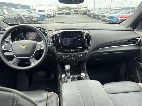 Used 2023 Chevrolet Traverse Premier w/ LPO, Floor Liner Package FWD image 19