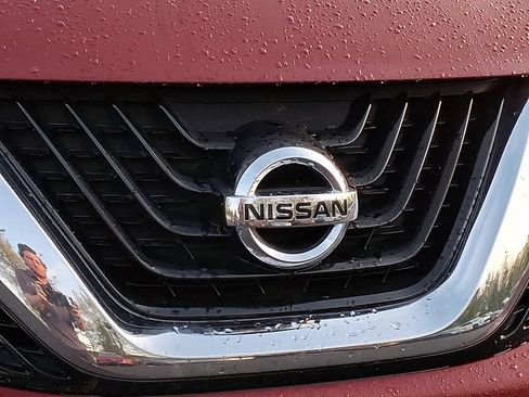 Used 2018 Nissan Murano SV image 8