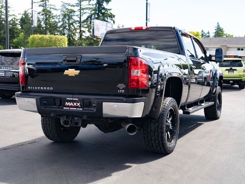 Used 2013 Chevrolet Silverado 2500 LTZ AWD/4WD image 10