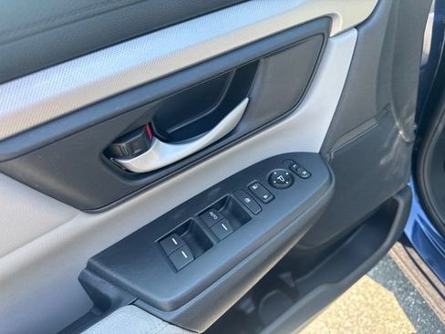Certified 2017 Honda CR-V LX image 22