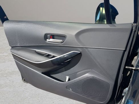 Used 2020 Toyota Corolla XSE image 17