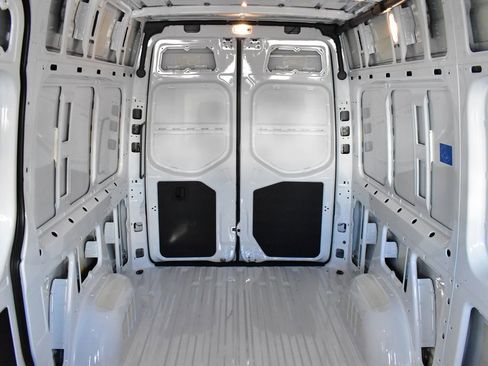 New 2025 Mercedes-Benz Sprinter 2500 image 28