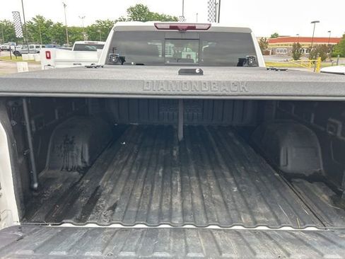 Used 2023 Chevrolet Silverado 1500 High Country w/ Technology Package AWD/4WD image 31